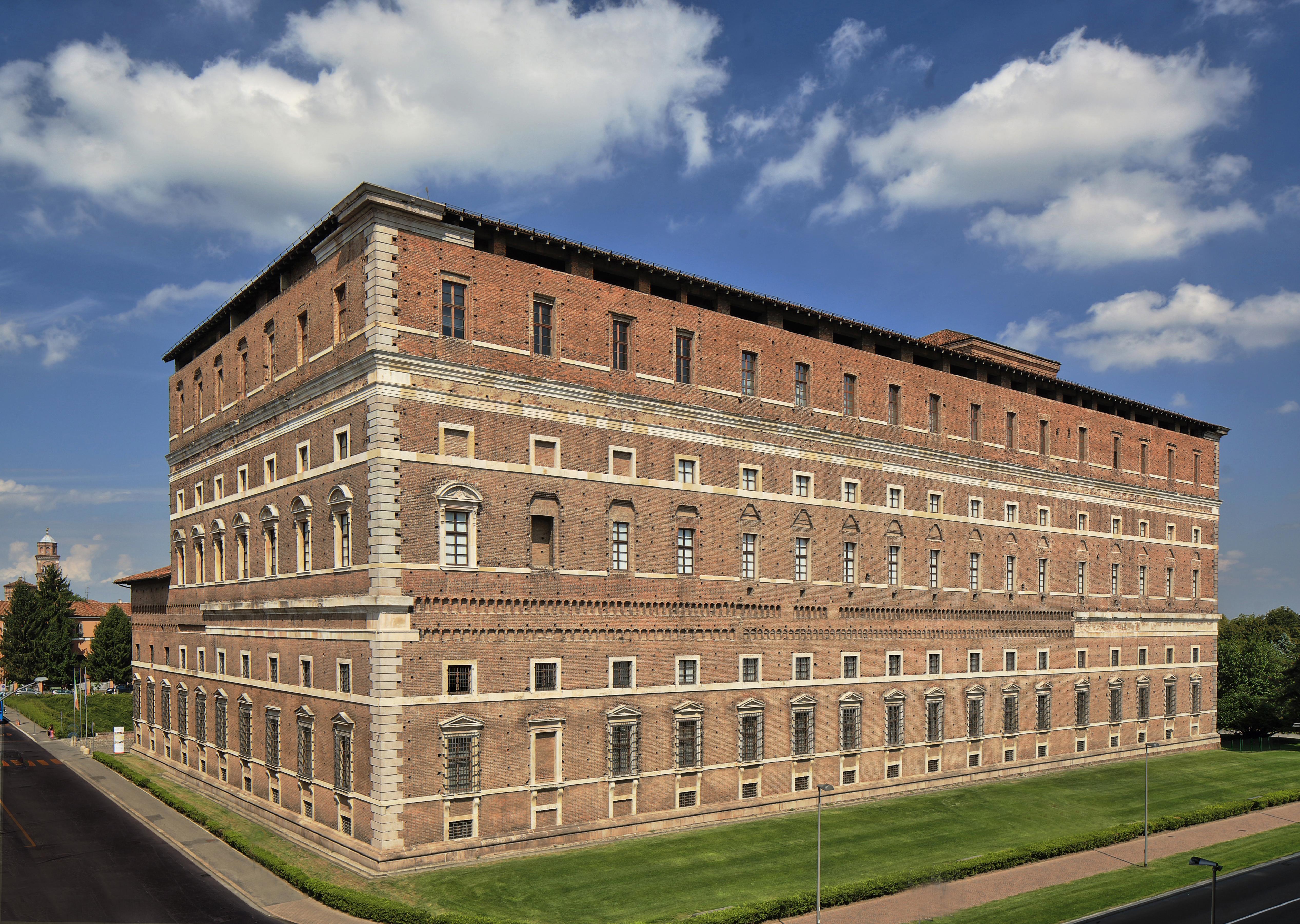 Palazzo Farnese - Piacenza by foto Pagani foto Pagani